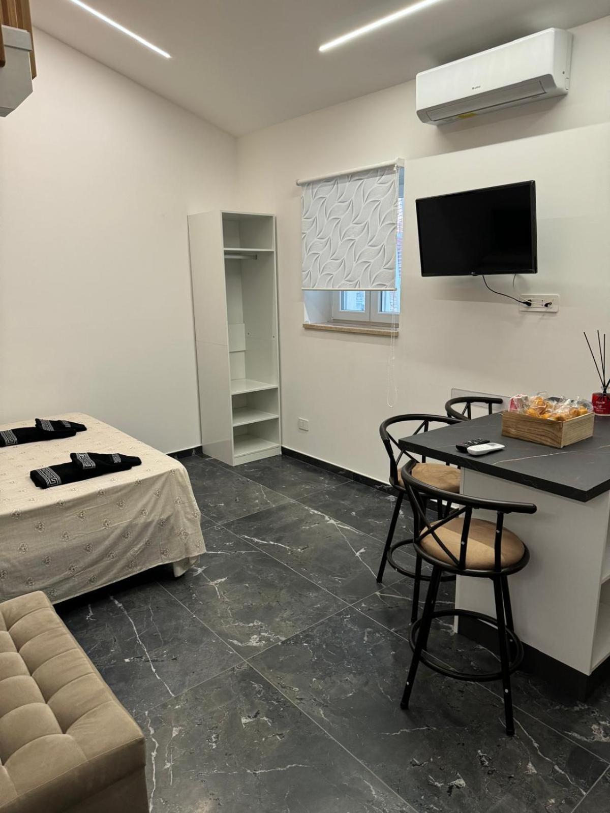Suite Aurora Crotone Exterior photo